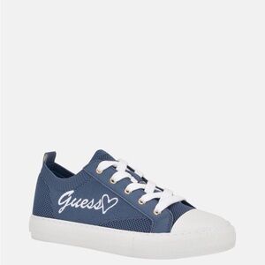 Guess Laidie Knit Low-Top
Sneakers
in Blue women's Size 9 M